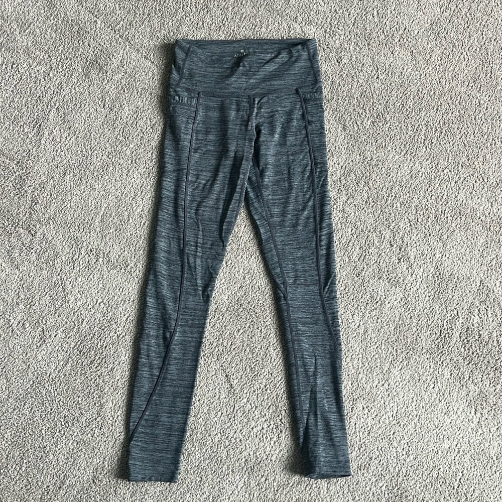 Athleta leggings size small